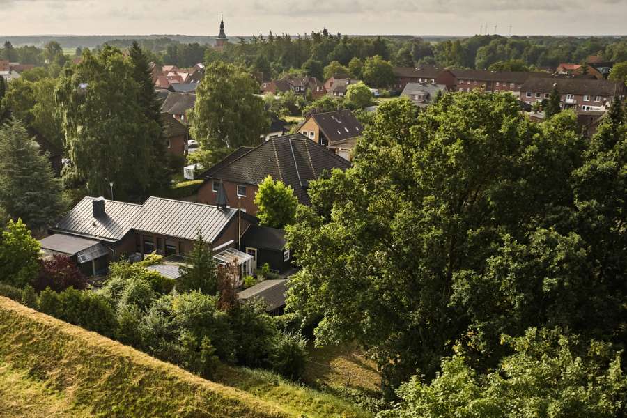 German spa town gets a steel spire among treetops, Im Kleifeld 17, 29389 Bad Bodenteich, Germany